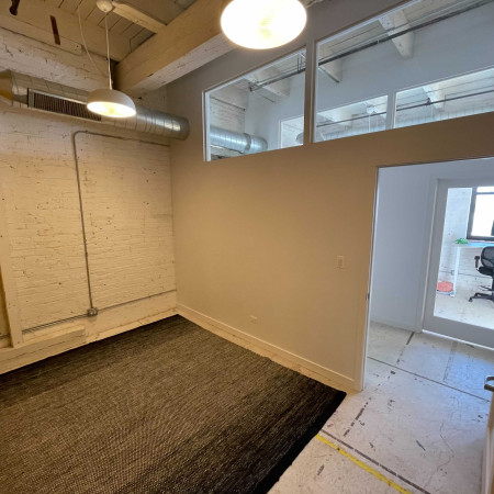 Turnkey space in Chicago's Vibrant West Town