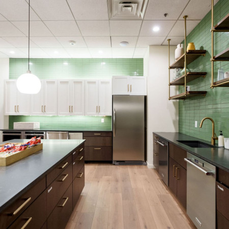 Six-Story Building + Business in Salt Lake City's CBD