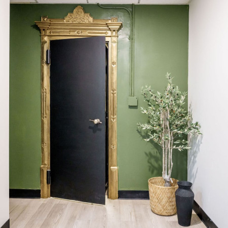 Six-Story Building + Business in Salt Lake City's CBD