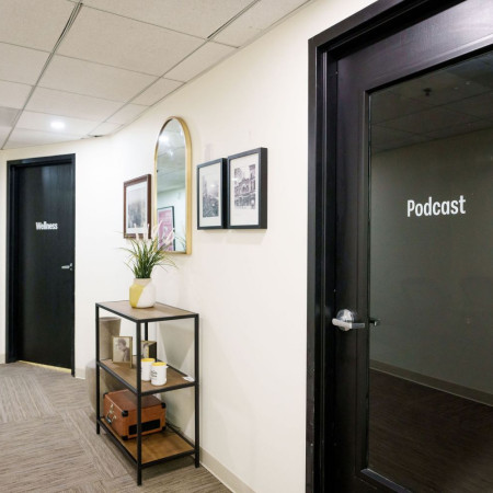 Six-Story Building + Business in Salt Lake City's CBD