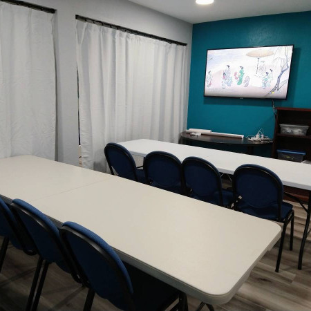 Stable Executive Suites with Consistent Income